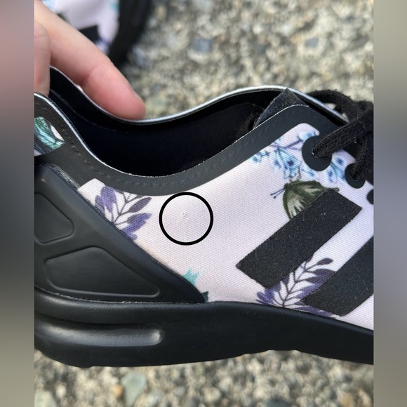 Adidas ZX Flux Smooth Runners - Picture 9 of 10